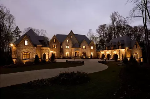 401 Bluegrass Way, Alpharetta, GA 30004