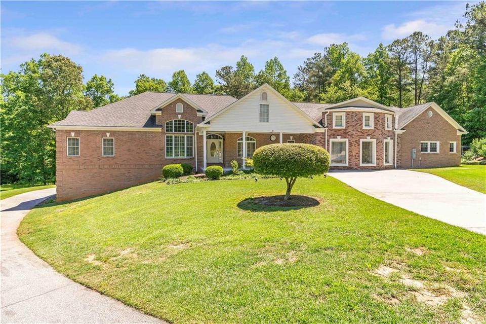 2400 Callie Still Rd, Lawrenceville, GA 30045 51 Photos MLS