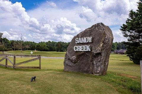 605 Club Dr, Commerce, GA 30529 photo 3