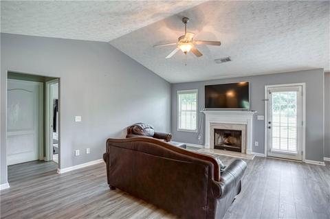 206 Tia Ct, Bethlehem, GA 30620 photo 5