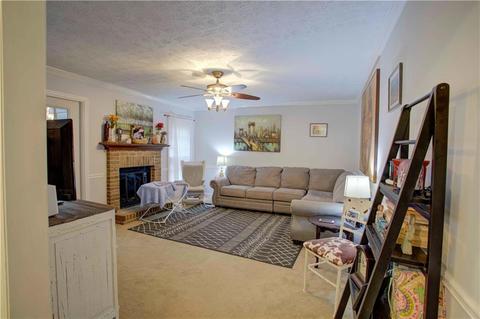 401 Three Oaks Dr SE, Calhoun, GA 30701 photo 2