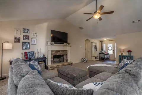 1949 Paynes Pt, Winder, GA 30680 photo 22