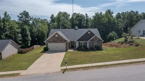 1949 Paynes Pt, Winder, GA 30680 photo 2
