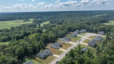 1949 Paynes Pt, Winder, GA 30680 photo 8