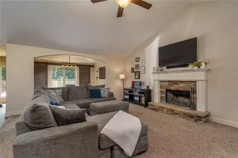 1949 Paynes Pt, Winder, GA 30680 photo 21