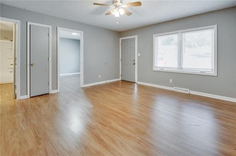 72 E Whitman St, Toccoa, GA 30577 photo 17