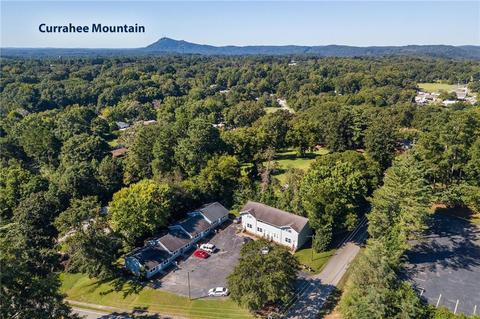 72 E Whitman St, Toccoa, GA 30577 photo 9