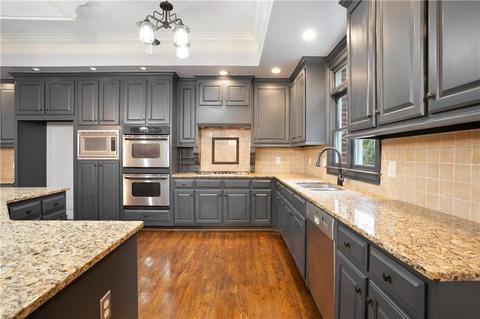 8420 Merion Dr, Duluth, GA 30097 photo 9