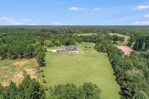820 Sims Bridge Rd, Commerce, GA 30530 photo 2