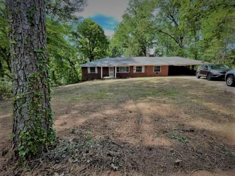 1350 Oak Ridge Rd, Austell, GA 30168