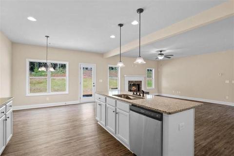 70 Timber Dr, Forsyth, GA 31029 photo 6