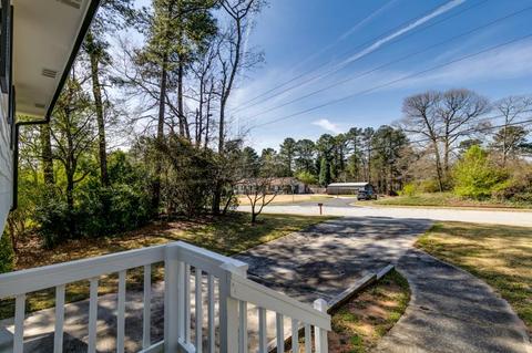 2448 Three Bars Dr, Grayson, GA 30017 photo 5