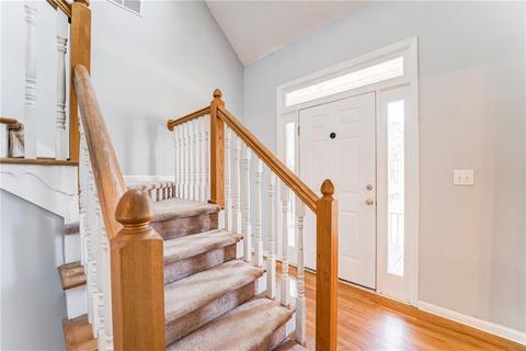 35 N Hampton Dr, White, GA 30184 photo 2