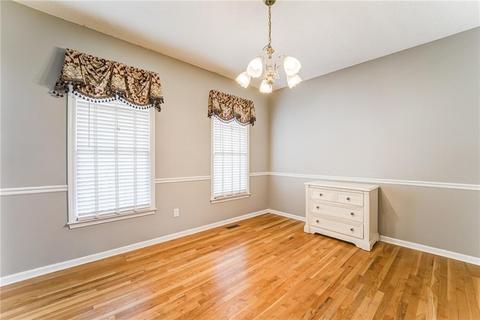 35 N Hampton Dr, White, GA 30184 photo 4