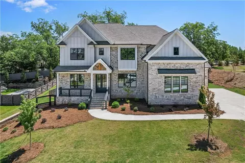 4463 Bogan Park Ln, Buford, GA 30519