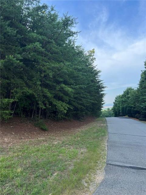 48 Waterside Dr SE, Cartersville, GA 30121