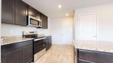 786 Clydes Way, Jackson, GA 30233 photo 3