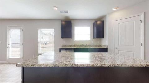 786 Clydes Way, Jackson, GA 30233 photo 4