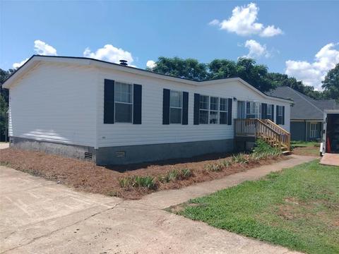 413 Graystone Dr, Winder, GA 30680 photo 1