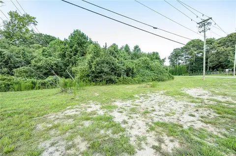 1449 Lakeview Rd, Grayson, GA 30017 photo 14