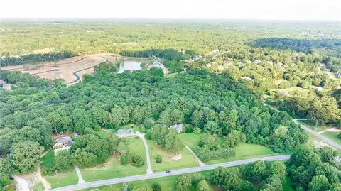 1449 Lakeview Rd, Grayson, GA 30017 photo 10