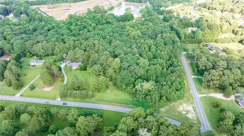 1449 Lakeview Rd, Grayson, GA 30017 photo 11