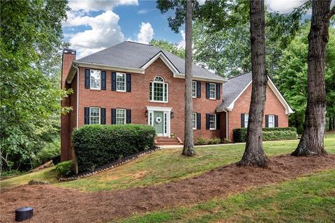 112 Whitetail Ln, Demorest, GA 30535