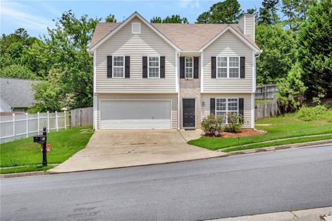 1056 Sham Pointe Dr, Lawrenceville, GA 30043