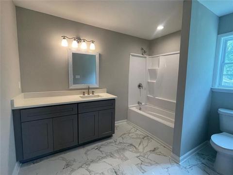 127 Easy St, Dublin, GA 31021 photo 8