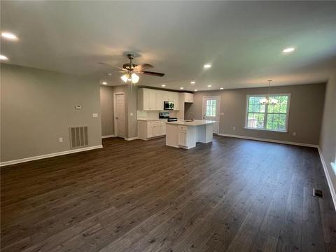 127 Easy St, Dublin, GA 31021 photo 6