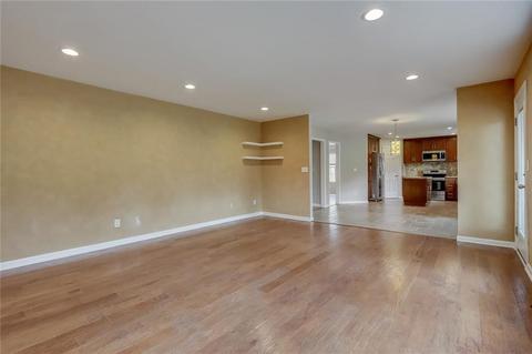 1928 Pinehurst View Ct, Grayson, GA 30017 photo 13