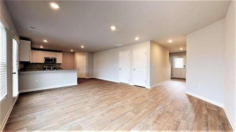 715 Clydes Way, Jackson, GA 30233 photo 3