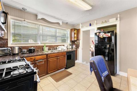 105 Harris St, Toccoa, GA 30577 photo 18