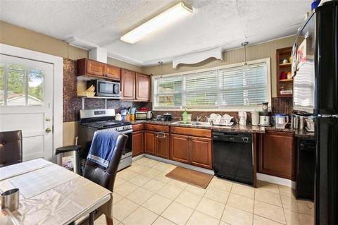 105 Harris St, Toccoa, GA 30577 photo 10