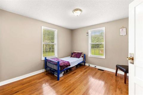 105 Harris St, Toccoa, GA 30577 photo 3