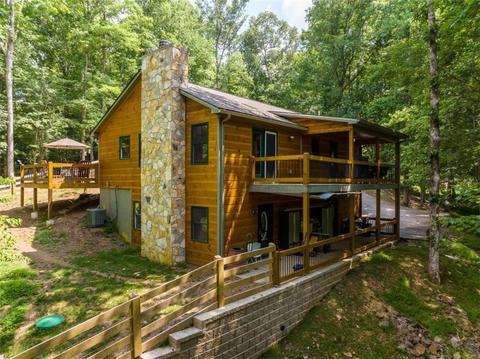 249 Citrine Ct, Ellijay, GA 30540
