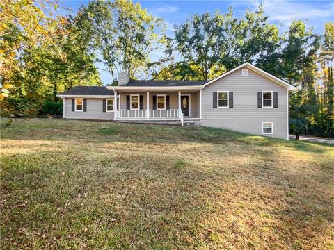 7114 Louise St SE, Covington, GA 30014
