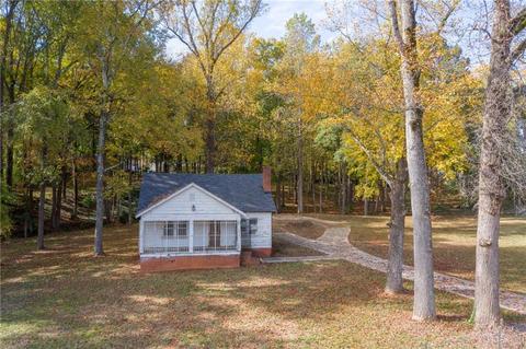 1659 Austin Dr, Decatur, GA 30032