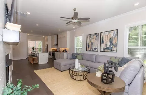 1523 Harvest Park Ln #207, Suwanee, GA 30024