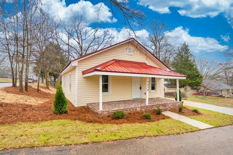 5634 Martin St, Flowery Branch, GA 30542 | 28 Photos | MLS #7154397