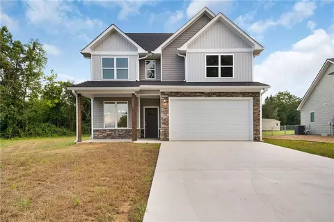 324 Larkspur Dr SW, Calhoun, GA 30701