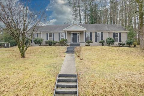 44 Seminole Dr, Toccoa, GA 30577 photo 3