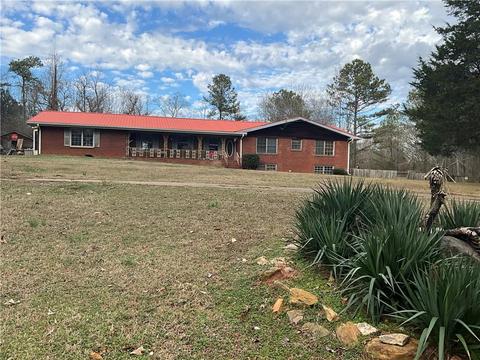 5725 Koweta Rd, Atlanta, GA 30349