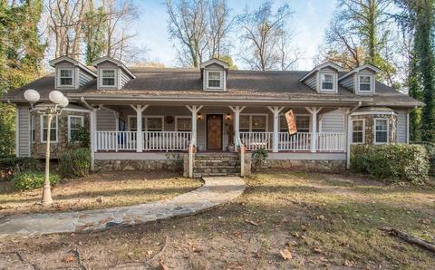 185 Melody Ln, Fayetteville, GA 30215