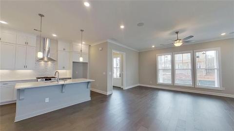 1551 Buice Crest Dr, Buford, GA 30518