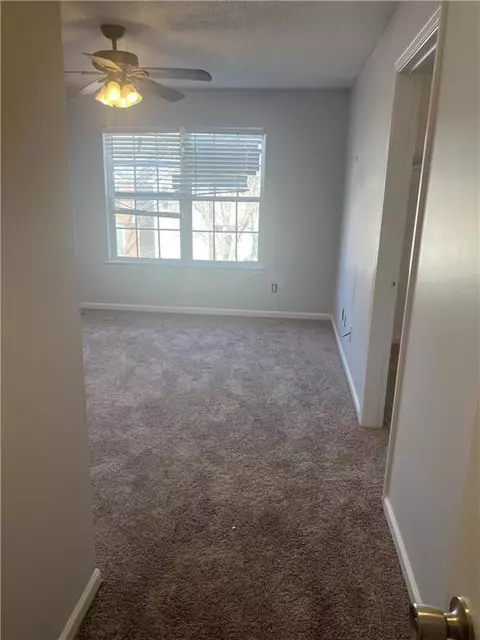 2306 Nicole Dr, Hampton, GA 30228 photo 9