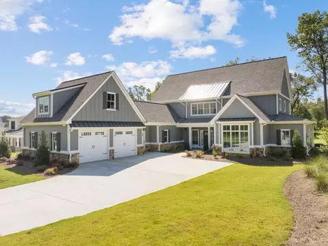 864 Champagne Ln, Hoschton, GA 30548