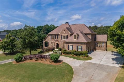 130 New Castle Ln, Tyrone, GA 30290