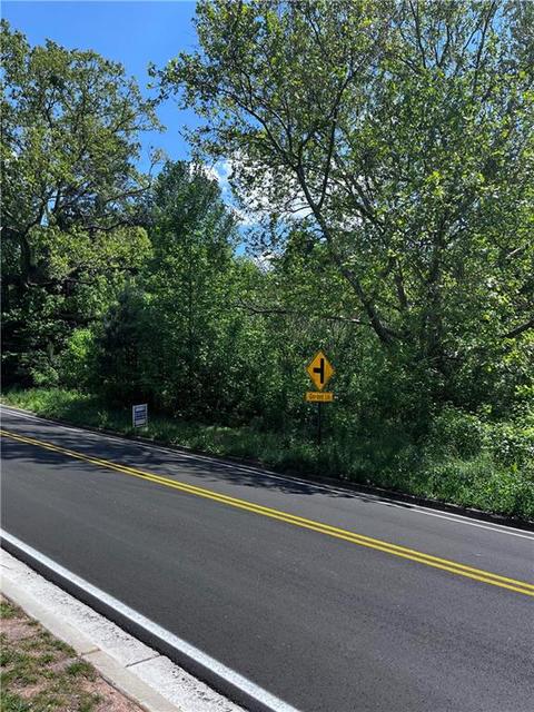 1001 S Gordon Rd, Austell, GA 30168