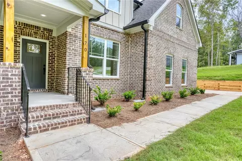 170 Mission Pointe Ln, Covington, GA 30016